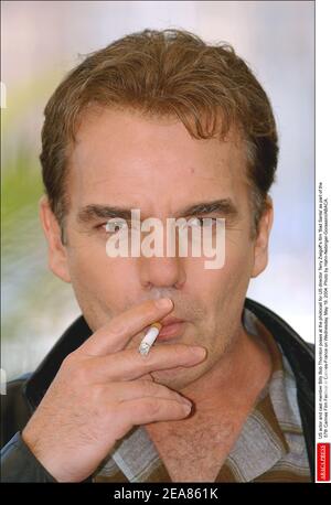 DER US-Schauspieler und Schauspieler Billy Bob Thornton posiert bei der Fotoschau für Terry Zwigoff's Film 'Bad Santa' im Rahmen der Filmfestspiele von Cannes 57th in Cannes-Frankreich am Mittwoch, den 19. Mai 2004. Foto von Hahn-Nebinger-Gorassini/ABACA. Stockfoto