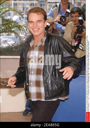 DER US-Schauspieler und Schauspieler Billy Bob Thornton posiert bei der Fotoschau für Terry Zwigoff's Film 'Bad Santa' im Rahmen der Filmfestspiele von Cannes 57th in Cannes-Frankreich am Mittwoch, den 19. Mai 2004. Foto von Hahn-Nebinger-Gorassini/ABACA. Stockfoto