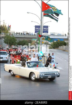 Jordaniens Kronprinz Hamzah bin Al-Hussein und Prinzessin Noor Hamzah kommen zur Hochzeitsfeier im Zahran Palast in Amman. Foto von Abd Rabbo-Mousse-Guerin/ABACA. Stockfoto