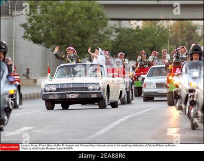 Jordaniens Kronprinz Hamzah bin Al-Hussein und Prinzessin Noor Hamzah kommen zur Hochzeitsfeier im Zahran Palast in Amman. Foto von Abd Rabbo-Mousse-Guerin/ABACA. Stockfoto