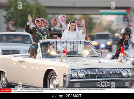 Jordaniens Kronprinz Hamzah bin Al-Hussein und Prinzessin Noor Hamzah kommen zur Hochzeitsfeier im Zahran Palast in Amman. Foto von Abd Rabbo-Mousse-Guerin/ABACA. Stockfoto