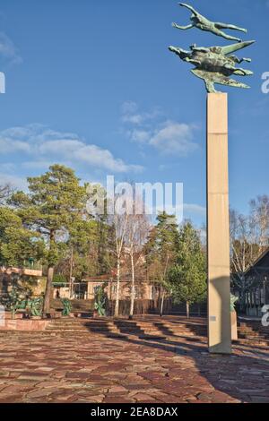 Man und Pegasus (Carl Milles 1949) Pegasus fliegendes Pferd der Götter in der griechischen Mythologie und Menschenflieger, Millesgarden, Lidingo, Stockholm, Schweden Stockfoto