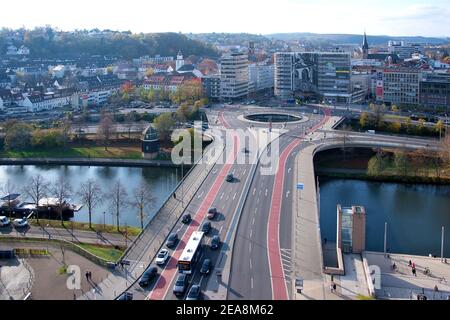 Wilhelm-Heinrich-Brücke in Saarbrücken von oben Stockfoto