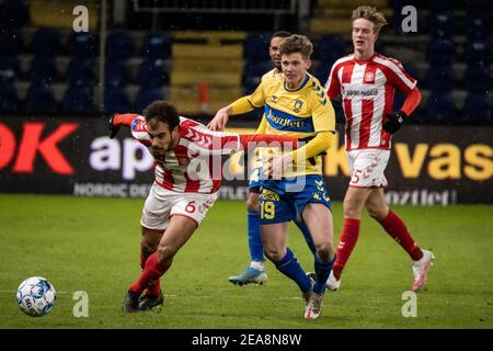 Broendby, Dänemark. 7th, Februar 2021. Pedro Ferreira (6) von Aalborg Boldspilklub gesehen während der Superliga-Spiel 3F zwischen Broendby IF und Aalborg Boldspilklub auf Broendby Stadium, Broendby. (Foto: Gonzales Photo - Kim Matthäus Leland). Stockfoto