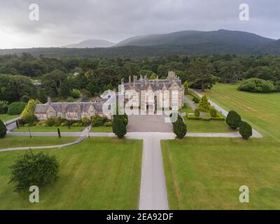 Luftaufnahme des Muckross House and Gardens in Killarney, County Kerry, Irland. Stockfoto