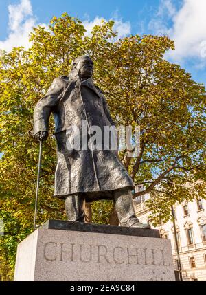 Statue von Winston Churchill in London, England, Großbritannien Stockfoto