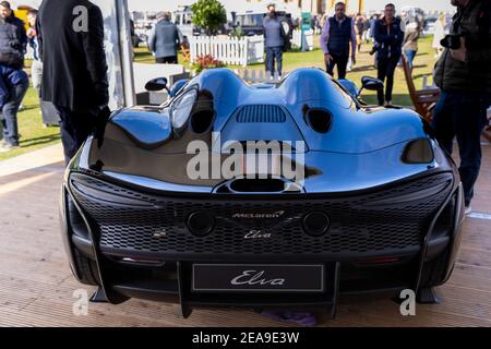 McLaren Elva auf dem Salon Privé 2020 im Blenheim Palace, Oxfordshire Stockfoto