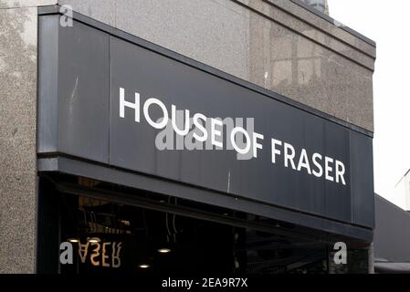 Logo Shop Ladenschild Marke Front Retail Händler Kaufhaus House of Fraser, 318 Oxford Street, Marylebone, London W1C 1HF Stockfoto