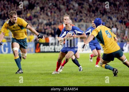 Der französische Frederic Michalak in Aktion beim Rugby-Testspiel France gegen Australia am 5. November 2005 im Velodrome-Stadion in Marseille. Frankreich. Frankreich gewann 26-16. Foto von Gerald Holubowicz/Cameleon/ABACAPRESS.COM Stockfoto