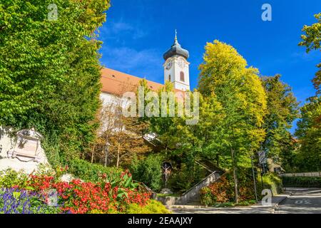 Deutschland, Bayern, Oberbayern, Bezirk Rosenheim, Bad Aibling, Hofberg, Stadtpfarrkirche Mariä Himmelfahrt Stockfoto