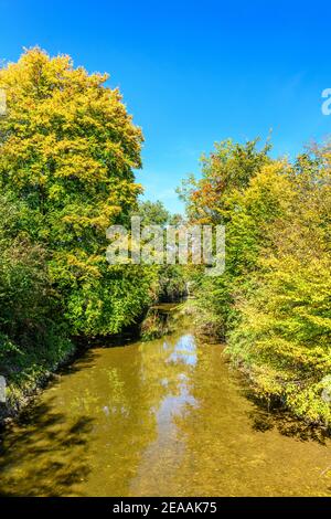 Deutschland, Bayern, Oberbayern, Bezirk Rosenheim, Bad Aibling, der Glonn am Kurpark Stockfoto