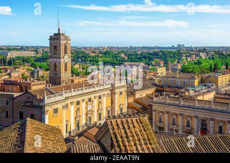 Palast der Senatoren Blick vom Vittoriano auf das Kapitol. Rom, Italien Stockfoto