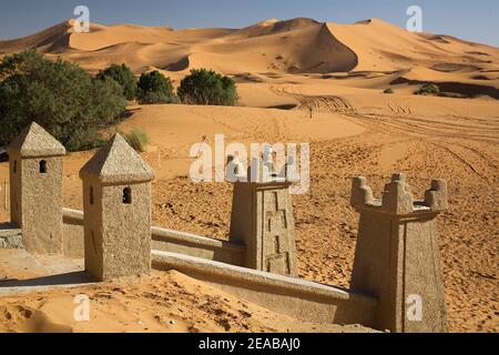 Hotel in den Merzouga Dunes in Marokko Stockfoto