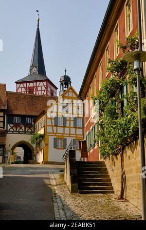 Wehrkirche und Freilichtmuseum Mönchsondheim, Kreis Kitzingen, Franken, Unterfranken, Bayern, Deutschland Stockfoto