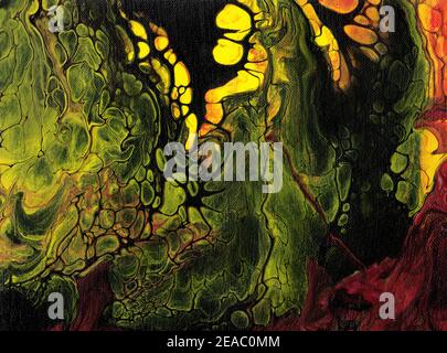 Handbemalte flüssige Marmorstruktur in schwarz, rot und gelb. Stockfoto