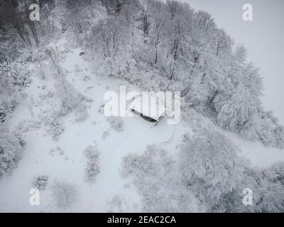 Hütte, Winter, Winterwelt, Schnee, von oben, Schwäbische Alb, Baden-Württemberg, Deutschland, Europa Stockfoto