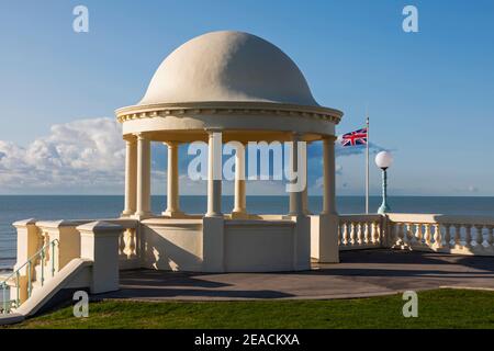 England, East Sussex, Bexhill on Sea, De La Warr Pavilion Promenade Art Deco Cupola Stockfoto
