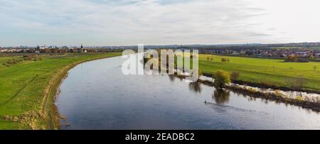 Luftbild Elbe in Serkowitz bei Dresden in Sachsen Stockfoto