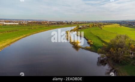 Luftbild Elbe in Serkowitz bei Dresden in Sachsen Stockfoto