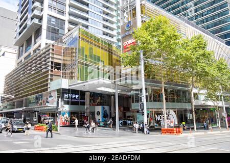 Sydney World Square Mischnutzung Entwicklung von Büros und Einzelhandel in der Innenstadt, Coles Supermarkt und Hype Stores, die Nordwand, Sydney, Australien Stockfoto