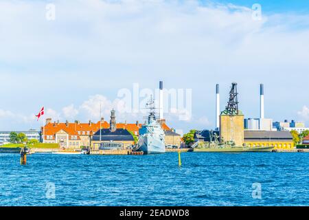 Ansicht der Schiffsboote, die in Kopenhagen, Dänemark ankern. Stockfoto