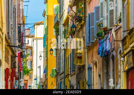 Fassaden von alten Häusern in Marseille, Frankreich Stockfoto