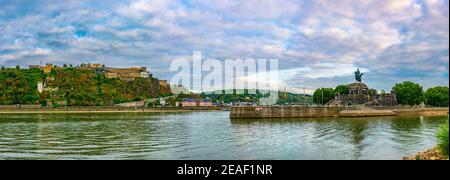 Denkmal der Deutschen Einheit und Festung Ehrenbreitstein in Koblenz Stockfoto