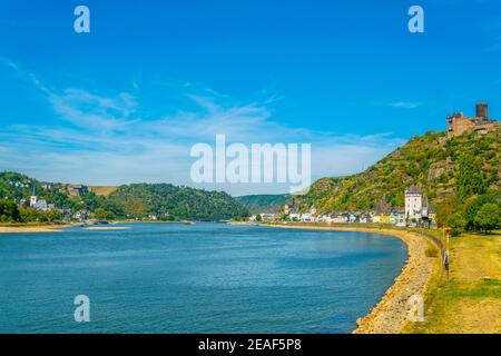 Rhein zwischen St. Goar und St. Goarshausen in Deutschland Stockfoto