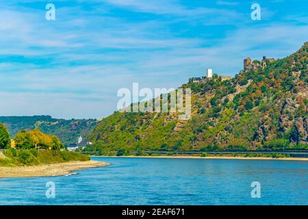 Burg Liebenstein mit Blick auf den Rhein in Deutschland Stockfoto