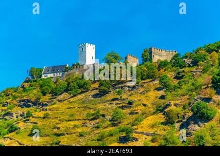 Burg Sterrenberg mit Blick auf den Rhein in Deutschland Stockfoto