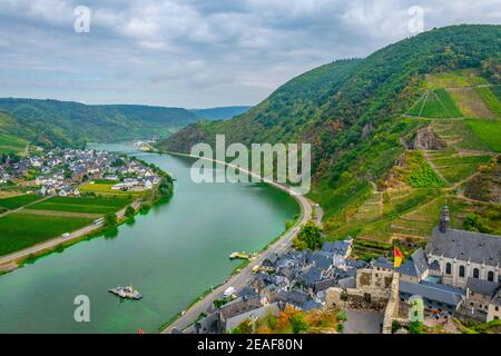 Luftaufnahme von Beilstein von Burg Metternich, Deutschland Stockfoto