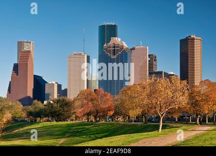 Houston Downtown vom Allen Parkway Jogging Trail, Buffalo Bayou Park, Houston, Texas, USA Stockfoto