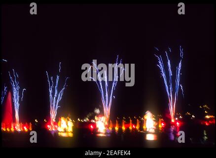 Feuerwerk feu d'Artifice an der Fete de la lac de Annecy Stockfoto