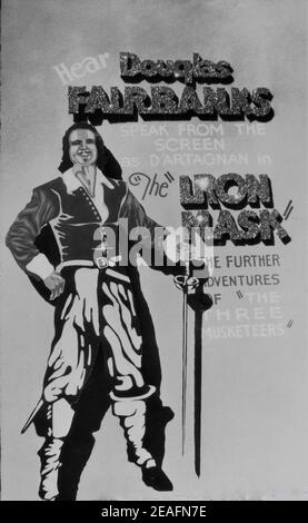 DOUGLAS FAIRBANKS Sr. Als D'Artagnan in DER EISERNEN MASKE 1929 regisseur ALLAN DWAN Geschichte von Douglas Fairbanks (als Elton Thomas) Aus Romanen von Alexandre Dumas pere seinen letzten Stummfilm (Mit hinzugefügten Talking Introductory Sequenzen) Elton Corporation / United Artists Stockfoto