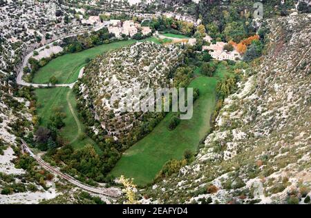 Das Dorf Navacelles und sein Zirkus Stockfoto