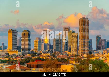 Blick auf die Wolkenkratzer in Tel Aviv, Israel Stockfoto
