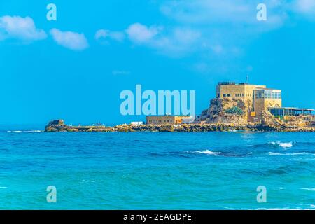 Küste des alten Cäsarea in Israel Stockfoto