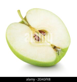 Reife grüne Apfel halb Frucht isoliert auf weißem Hintergrund. Die Hälfte der grünen Apfelfrucht mit Schneideweg Stockfoto