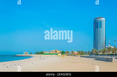 Blick auf einen Strand in der Stadt Kuwait. Stockfoto