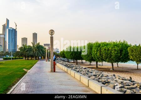 Blick auf die corniche - Promenade in Kuwait Stockfoto