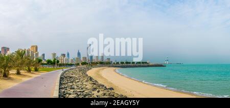 Blick auf die corniche - Promenade in Kuwait Stockfoto