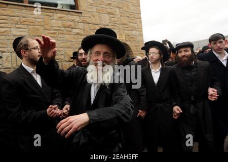 Lelow, Polen 2. Februar 2020: Hassidischer jude feiert während des chassidischen Feiertages den 206. Todestag von tzadik Dawid Biderman Stockfoto