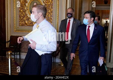 Rep. Jim Jordan, R-Ohio, Rep. Andy Biggs, R-Arizona und Rep. Mike Johnson, R-La., zweite rechts, kommen zum zweiten Amtsenthebungsverfahren gegen den ehemaligen Präsidenten Donald Trump im Senat, im Capitol in Washington, DC, USA, Dienstag, 9. Februar 2021. Foto von Andrew Harnik/Pool/ABACAPRESS.COM Stockfoto