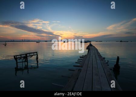 Holzbrücke an der Tan Jetty, Georgetown, Penang, Südostasien Stockfoto