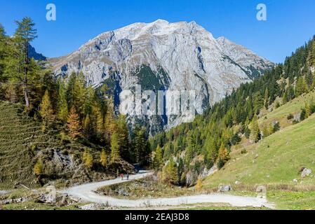 Wandern im Karwendelgebirge Stockfoto