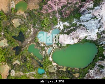 Luftbild See in Liebesform bei Guar Petai Stockfoto