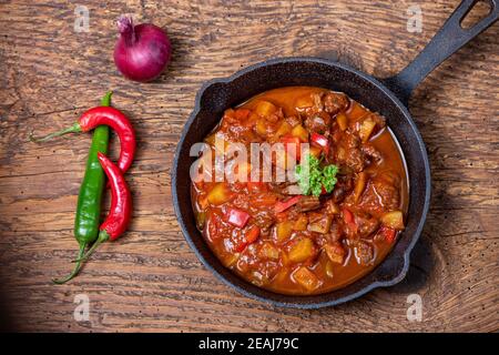 Ungarisches Gulasch Stockfoto