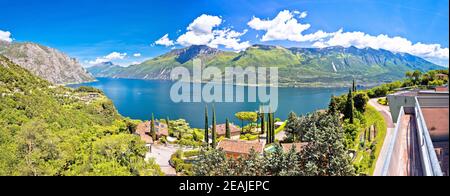 Lago di Garda See Panoramablick, Limone sul Garda Stockfoto