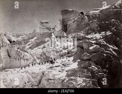 Ende 19th Jahrhundert Foto - Klettern die Alpen, Kletterer umzogen. Stockfoto