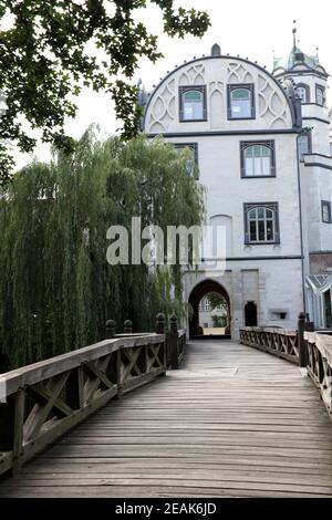 Schloss Gifhorn, Schlossanlage im Weserrenaissance-Stil, heute Sitz des kreisrates des Gifhorn-Kreises Stockfoto